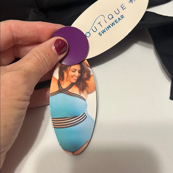 Elegant Black Women's Halter Swim One Piece - Picture 5 of 5